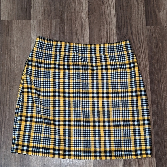 SHEIN EZwear Slit Hem Tartan Print Skirt - Picture 4 of 5